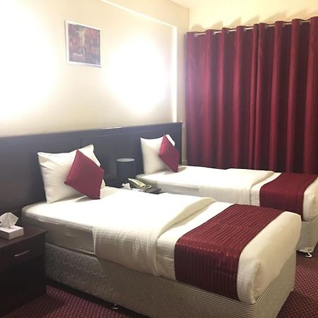 Simba Hotel Dubaj Kültér fotó