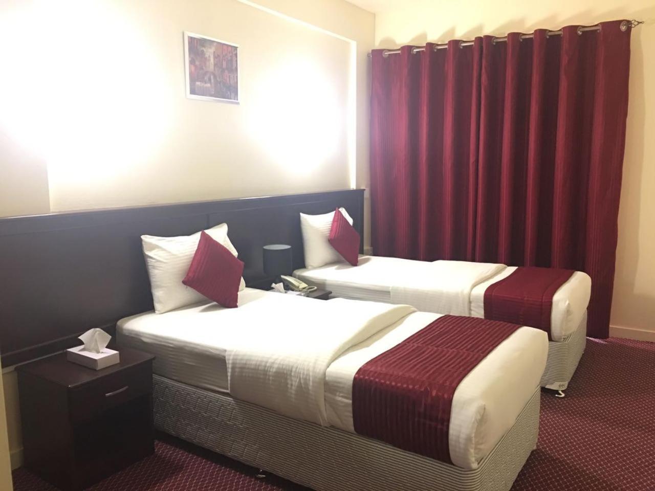 Simba Hotel Dubaj Kültér fotó