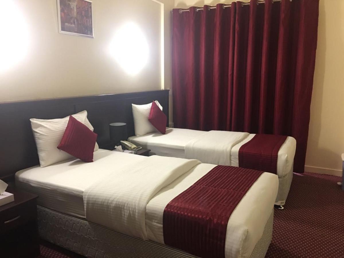 Simba Hotel Dubaj Kültér fotó